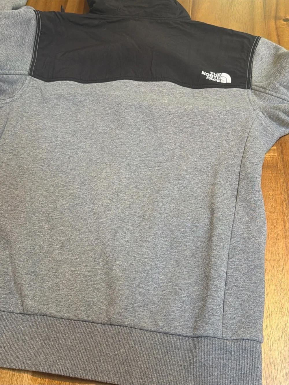 The North Face Men's Rivington II Jacket Medium Heather Gray size Medium